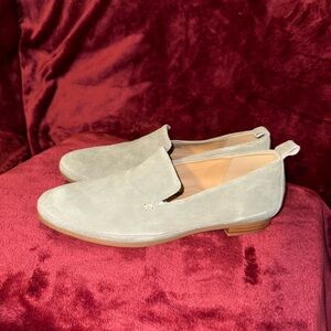 Blondo Waterproof Sage green/ grey Loafers